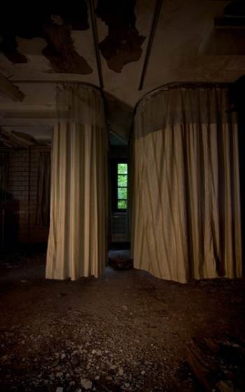 cortinas psiquiátrico abandonado de Pittsburgh