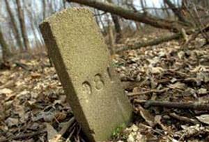 lápida en psiquiátrico abandonado de Pittsburgh