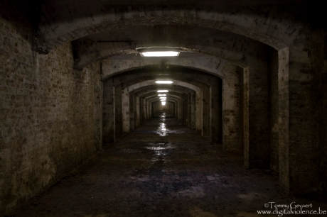 túnel en la cripta abandonada de namur Bélgica