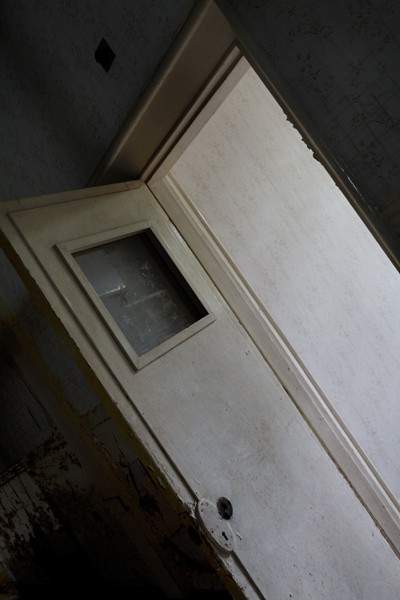 cuarto de aislamiento en asilo abandonado denbigh