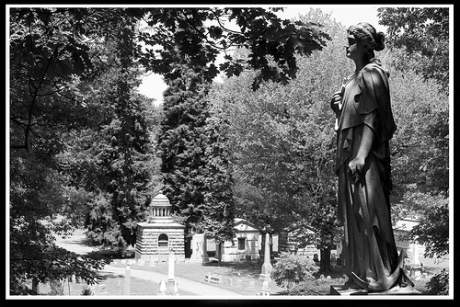 estatua cementerio mount hope