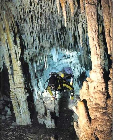 cueva subacuática más larga del mundo 5